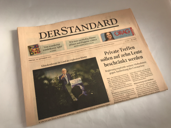 Der Standard newspaper front page